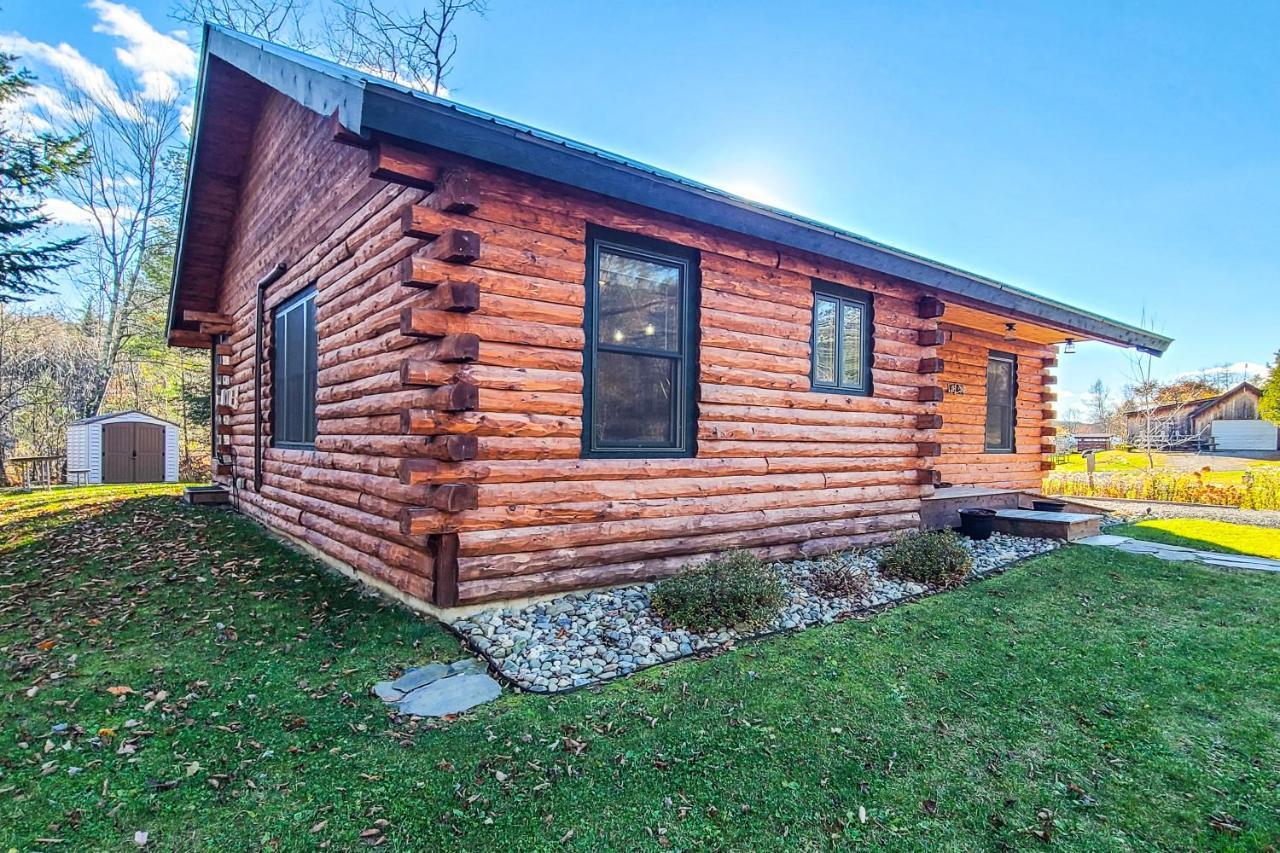 Blackbear Log Cabin Morrisville Eksteriør billede