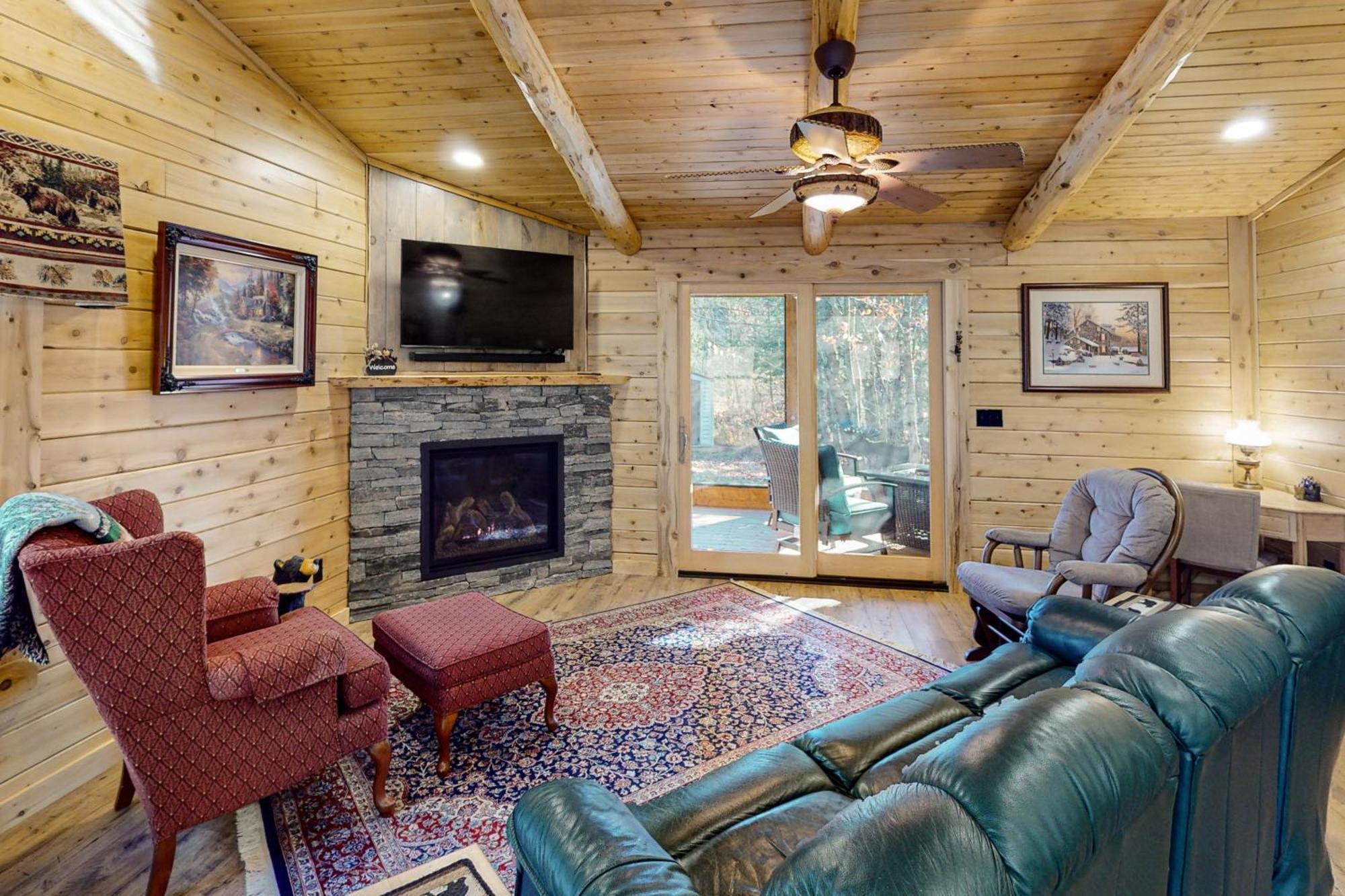 Blackbear Log Cabin Morrisville Eksteriør billede